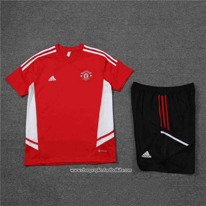 Tracksuit
 Manchester United 2022-2023 Short Sleeve
 Red
 - Shorts
